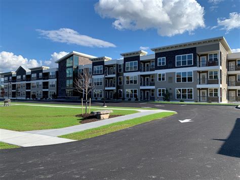 The pricing ranges from $699 to $2,000 - averaging $777 for the location. . Syracuse apartments for rent